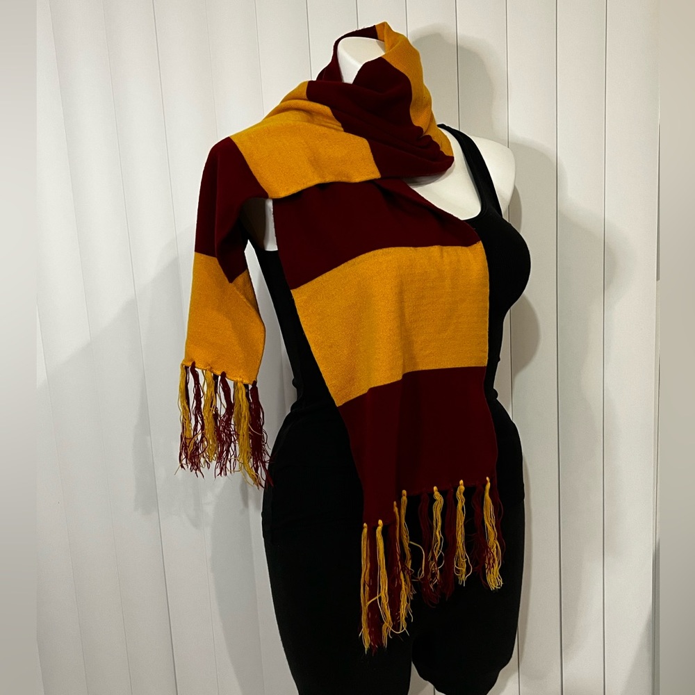 Harry Potter Gryffindor Themed House Scarf
